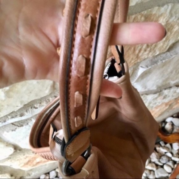 NWT Moda Luxe Tan Leather Bag - Picture 6 of 14